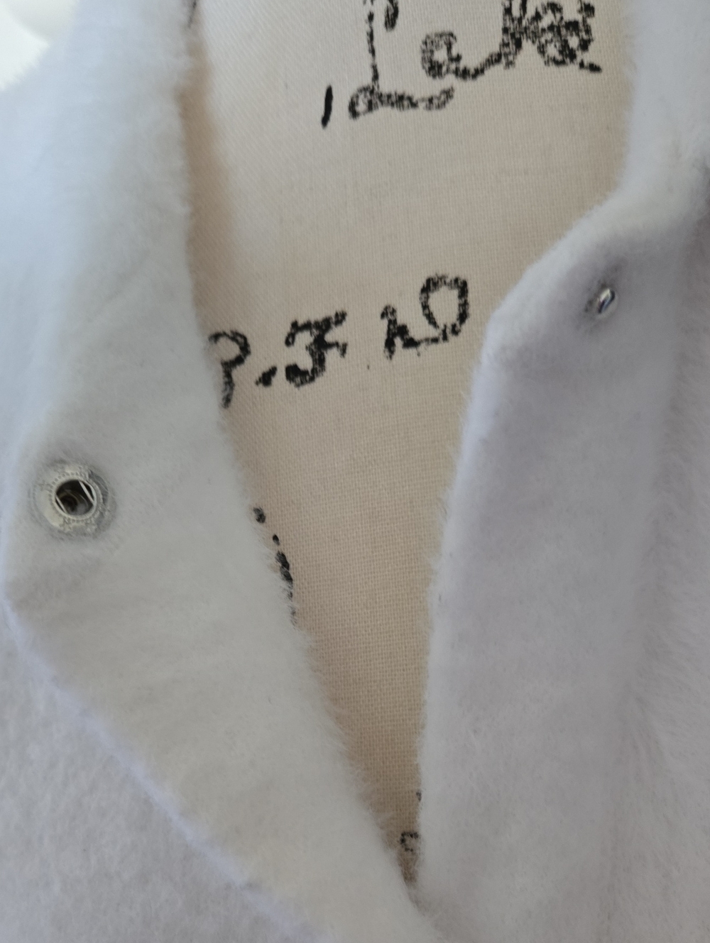 Rachel Zoe Cozy White Snap Front Shacket - Picture 4 of 7